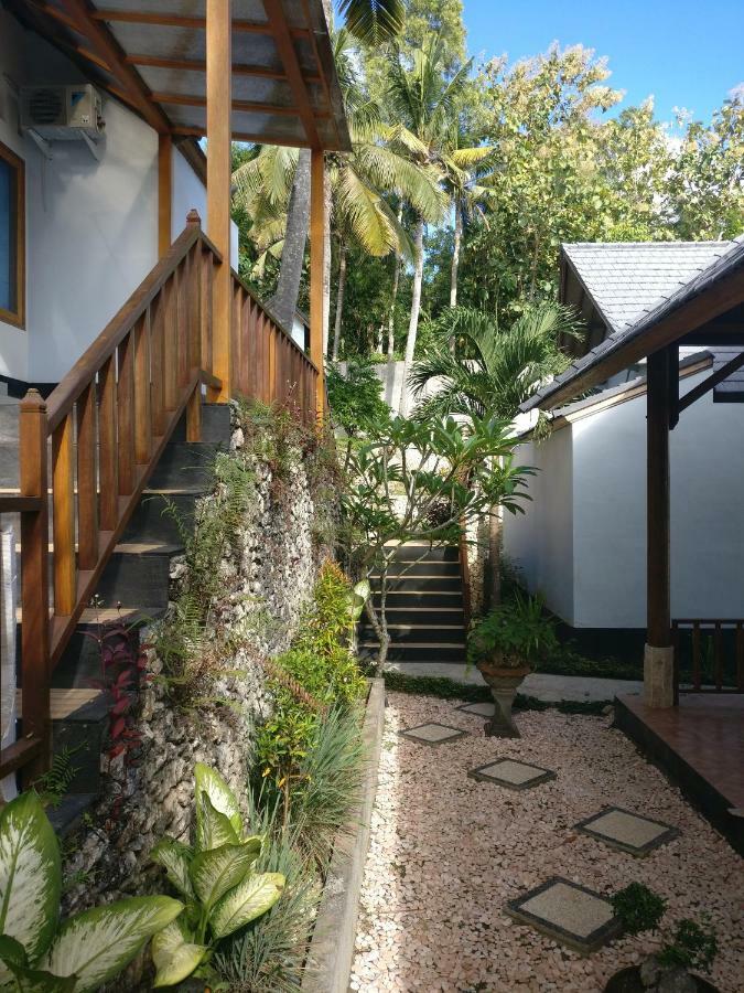 Villa Ume Tenang Nusa Penida Exterior photo
